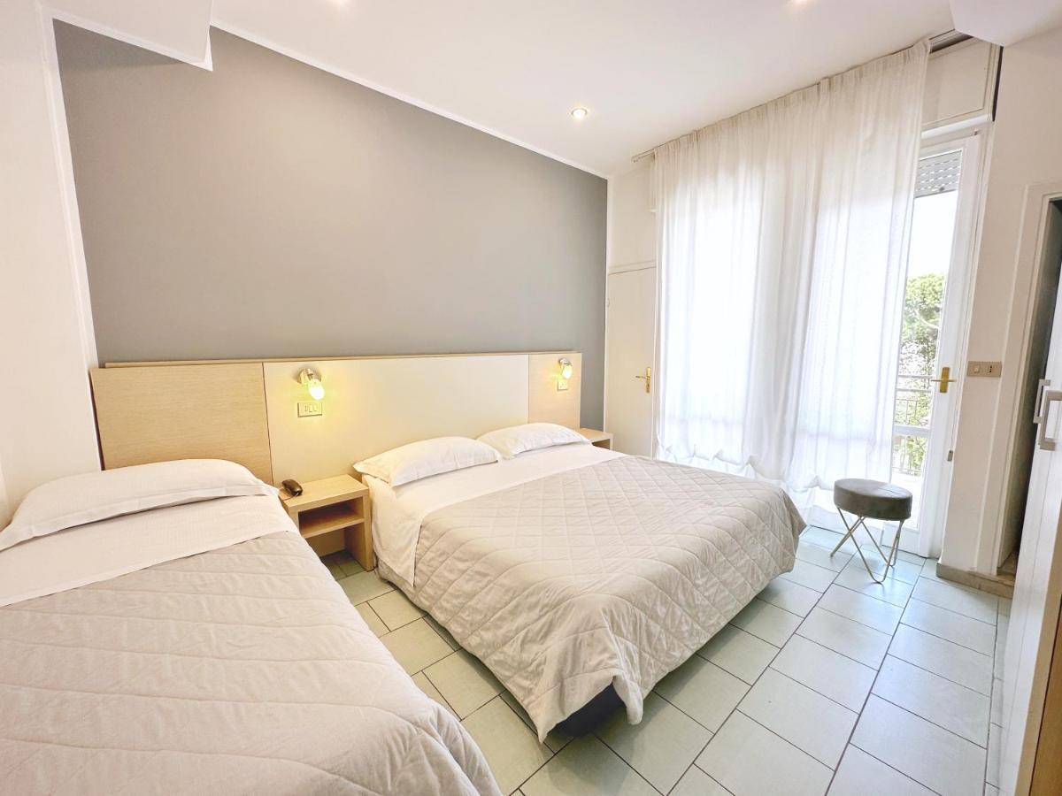 Aura Living 3* Rimini